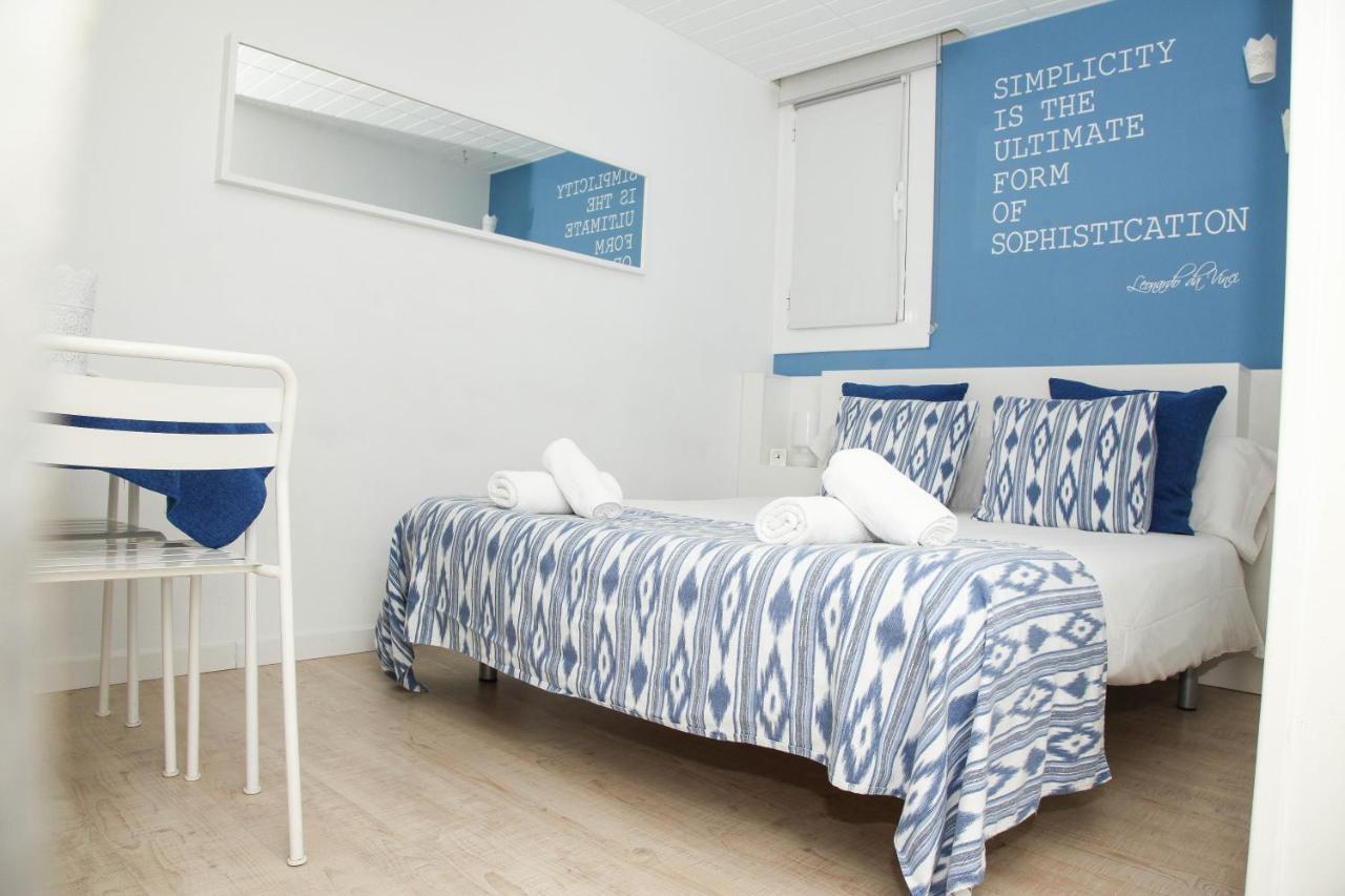 Petit Hotel Барселона Экстерьер фото